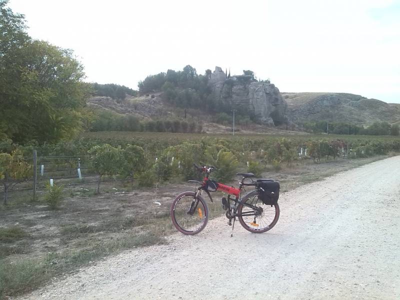 Mi bici junto al castillo